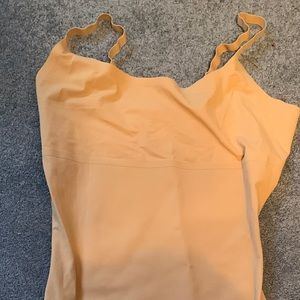 Asserts Red Hot Label by Spanx